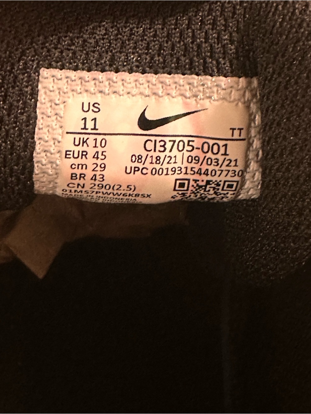Nike Air Max 95 Essential "Triple Black" Low Top Sneaker CI3705-001 - Picture 12 of 12